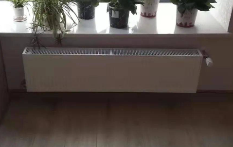 成都暖氣片5.png